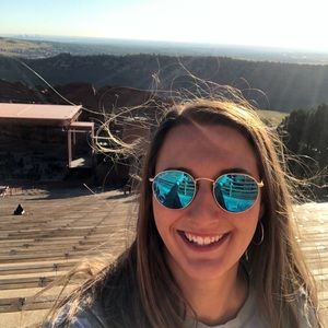 Meet your Posher, Erin